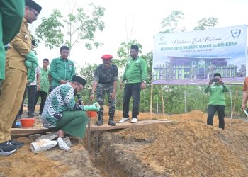 Dedi Iskandar Batu Bara Letakkan Batu Pertama SMP IT Al Washliyah, Harapan Baru Pendidikan Labusel