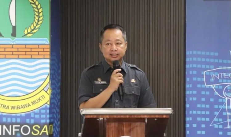 Waspada Penipuan, Pemkab Bekasi Tegaskan Akun Facebook Catut Nama Plt Bupati adalah Hoaks