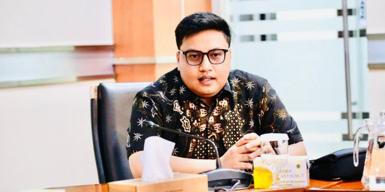 Hari Buruh, dan Negara Memilih India