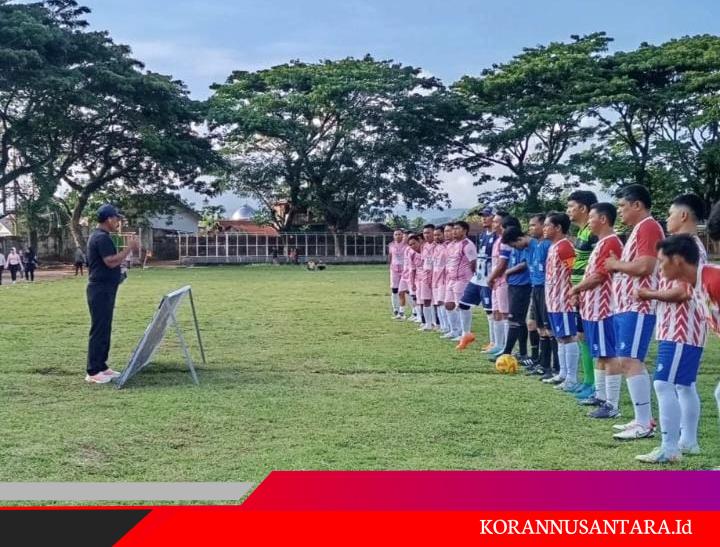 Liga Akhir Pekan Piala Zunaidi Resmi Dibuka di Padangsidimpuan, Family FC Menang Dramatis 4-3