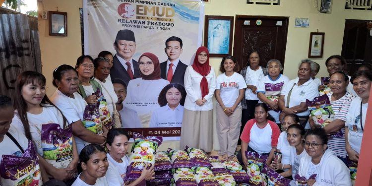 Aksi EMUD di Timika, Hj. Oktasari Sabil Perkuat Solidaritas dan Ketahanan Pangan di Papua Tengah