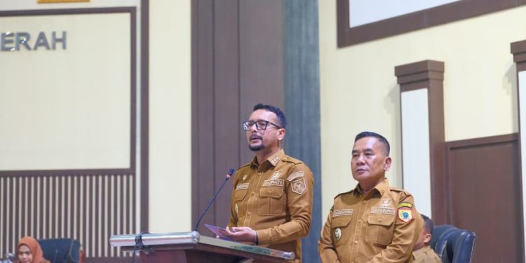 Lima Paripurna Strategis Digelar, Bupati Labusel Tegaskan Komitmen Wujudkan Labusel Semakin Modern dan Profesional
