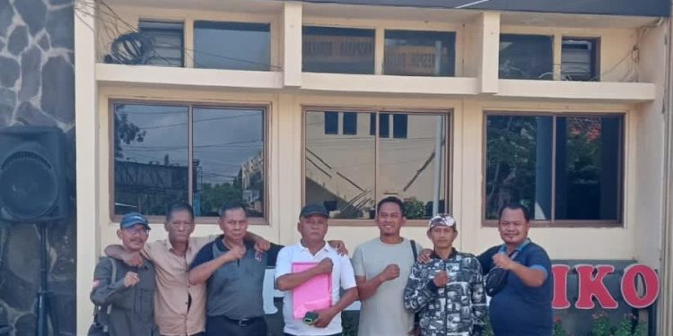 Warga Sutawinangun Cirebon Laporkan Dugaan Penyelewengan APBDes Rp332 Juta ke Polres Cirebon Kota