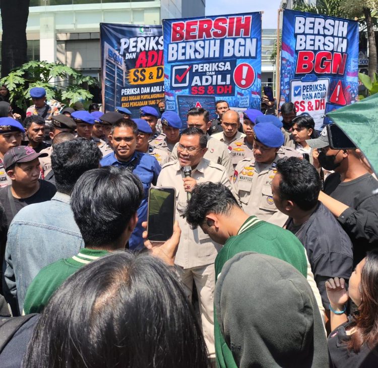 JMI Geruduk BGN Desak Audit Pengadaan Laptop dan Pecat SS dan DH
