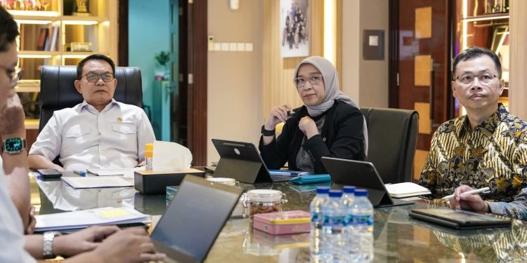Percepat Program Prabowo, KSP dan MenPANRB Bahas MBG, MPP, dan LAPOR.GO.ID