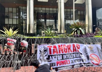 Aksi di BPK-KPK, Mahasiswa Desak KPK Usut Dugaan Aktor Intelektual Kasus Suap Muara Enim