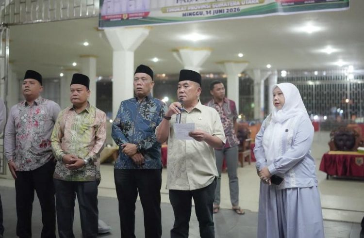 Wabup Syahdian Lepas Kafilah Labusel ke MTQ Sumut ke-40, Optimis Raih Prestasi dan Harumkan Nama Daerah