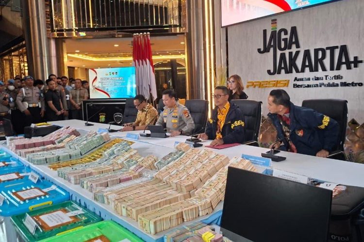 Ketika Hukum Menyentuh Penegak Hukum