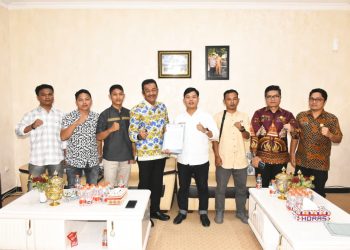Komandan Madina dan AMP2K Serahkan Aspirasi Ke Bupati Mandailing Natal Terkait PT Sorik Mas Mining