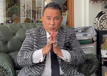 Hotman Paris Sampaikan Permohonan Maaf kepada Wartawan dan PWI, Lu Punya Otak Enggak Sih?