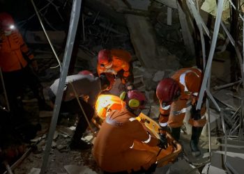 Basarnas Medan Kerahkan Tim USAR Cari Dua Korban Tertimbun Reruntuhan Bangunan di Grand Polonia Medan