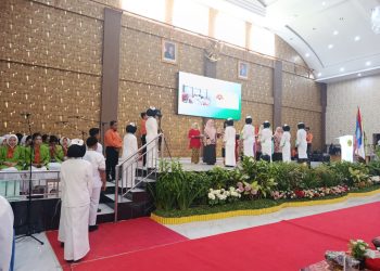 Ucap Janji Kepaniteraan Klinik, Mahasiswa Keperawatan dan Teknologi Bank Darah Universitas Aufa Royhan Siap Jalani Praktik Profesional