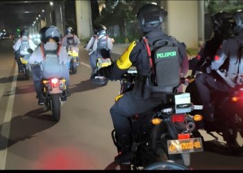 Brimob Metro Jaya Amankan Dua Pemuda usai Temukan STNK Tak Sesuai Nomor Rangka di Cilincing