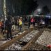 Patroli Rayonisasi Patmob D 73 Batalyon D Pelopor Amankan Lokasi Kecelakaan Kereta Api di Bekasi Timur