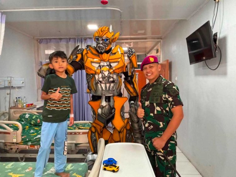Danyonif 14 Marinir Beri Semangat Anak Prajurit di RSPAD