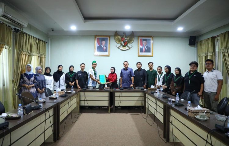 HMI Rokan Hulu Serahkan Ranperda Hutan Ulayat ke DPRD, Siap Kawal Hingga Disahkan