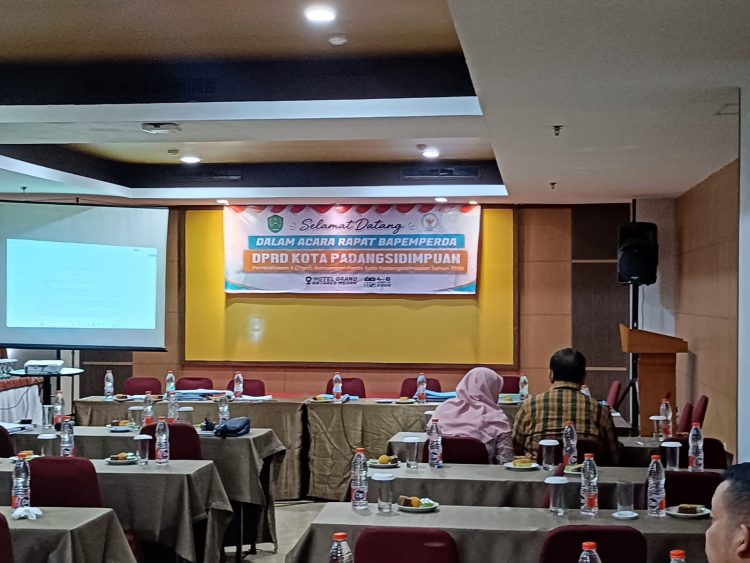Rapat Bapemperda DPRD Padangsidimpuan Digelar di Medan, Saut Harahap: Ada Apa dengan OPD Ini?