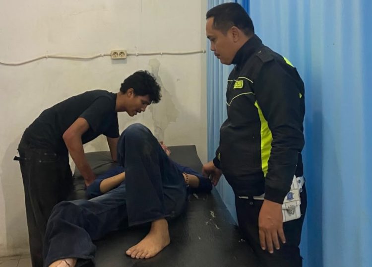 Kecelakaan Tunggal di Jalan Sudirman Padangsidimpuan, Satu Orang Meninggal Dunia, Tiga Luka-Luka