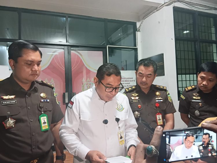 Kejari Kabupaten Bekasi Tahan Tersangka Korupsi Sambungan Air Tirta Bhagasasi, Kerugian Negara Rp4,5 Miliar