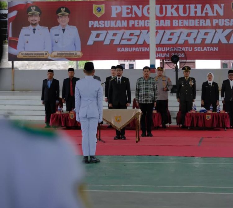 70 Paskibraka Labusel Dikukuhkan, Siap Kibarkan Sang Merah Putih di HUT RI ke-81
