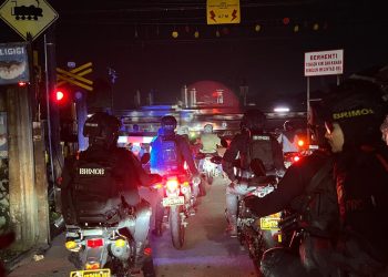 Brimob Polda Metro Jaya Perkuat Patroli Malam di Kabupaten Bekasi, Kamtibmas Terjaga
