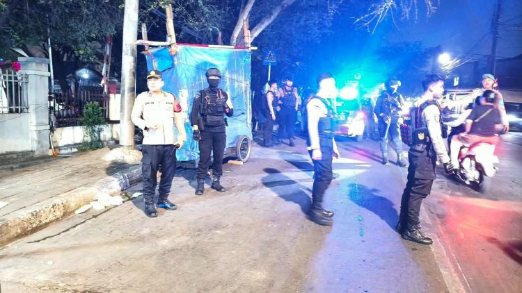 Patroli Malam Brimob Batalyon B Pelopor Patroli Malam Sasar Titik Rawan di Jakarta Utara