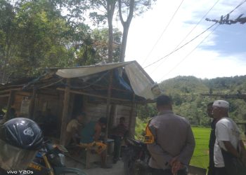 Polsek SD Hole Respons Cepat Cek Hotspot di Aek Bilah, Cegah Karhutla