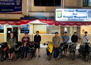 Brimob Polda Metro Jaya Bubarkan Balap Liar, 9 Motor Diamankan di Jakarta Timur