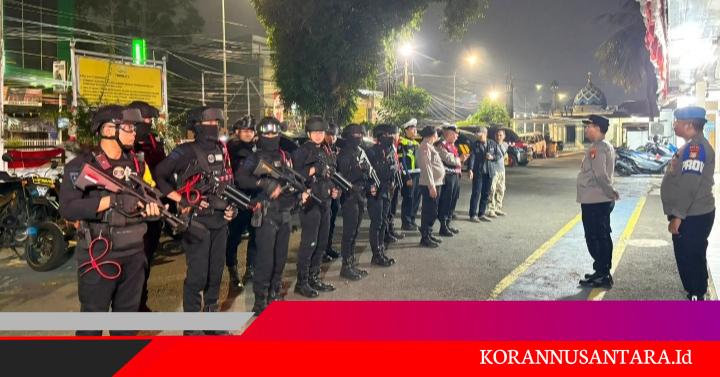 Brimob Polda Metro Jaya Bergerak Cepat Bubarkan Tawuran di Ciputat, 2 Orang dan 3 Celurit Diamankan
