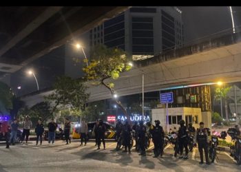 Brimob Polda Metro Jaya Gagalkan Tawuran Dini Hari di Cilincing, 5 Terduga Pelaku 2 Parang dan Stik Golf Diamankan
