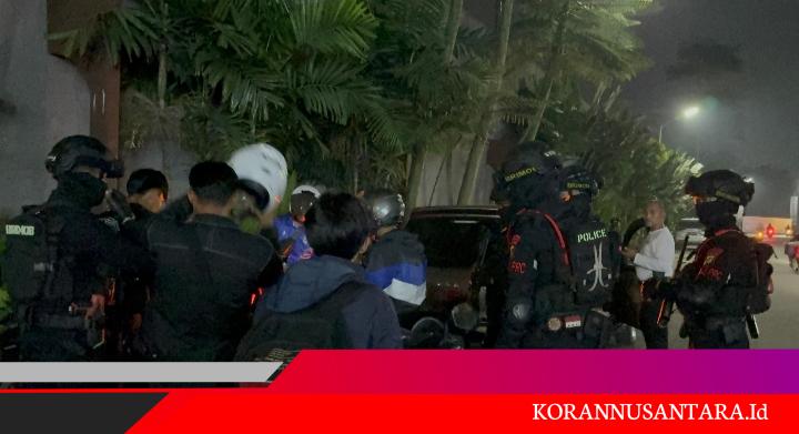 Brimob Polda Metro Jaya Patroli Sejumlah Titik di Bekasi Kota, Cegah Tawuran hingga Begal