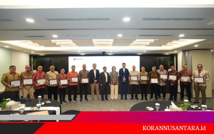 HUT RI ke-81: PTPN IV PalmCo Salurkan Penghargaan Masa Kerja untuk 3.856 Karyawan