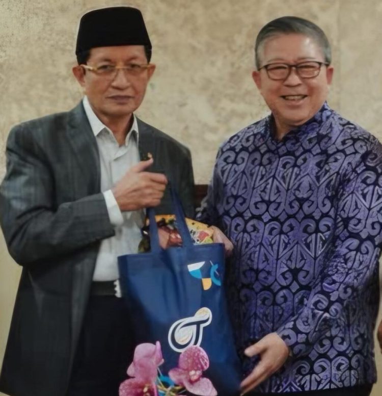 OT Peduli Salurkan Bantuan untuk Korban Gempa NTT, Menteri Agama Apresiasi Kolaborasi Swasta