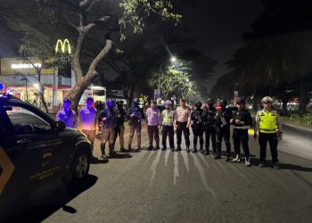 Brimob Batalyon D Pelopor Gelar Patroli Rayonisasi Antisipasi Gangguan Kamtibmas di Bekasi Kota
