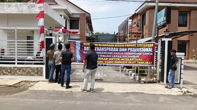Aksi Jilid II HAMPAR TABAGSEL Desak Temuan Ganja di Lapas Salambue Diusut Tuntas