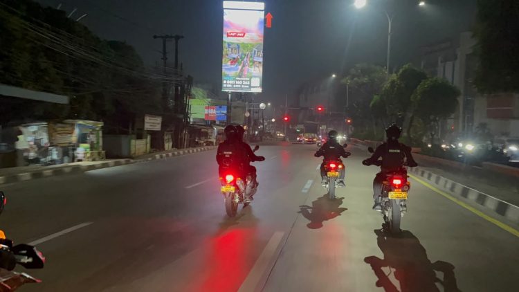 Brimob Batalyon D Pelopor Gelar Patroli Rayonisasi, Antisipasi Gangguan Kamtibmas di Kabupaten Bekasi