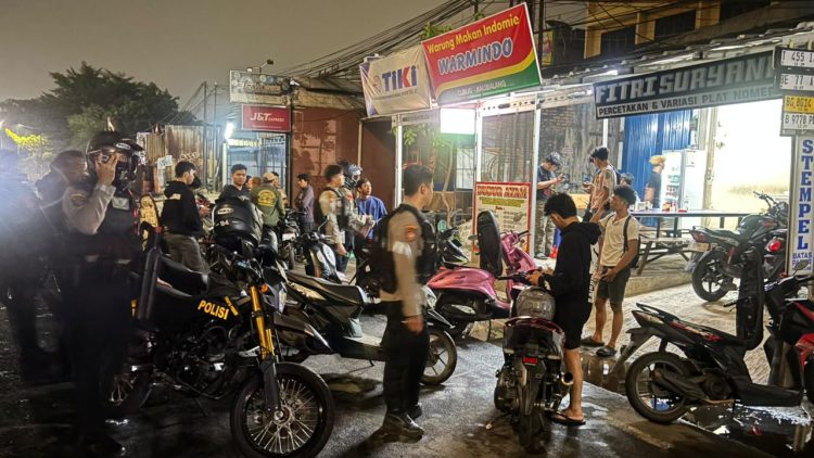 Brimob Polda Metro Patroli Dini Hari di Jaktim, 4 Motor Diduga untuk Balap Liar Diamankan