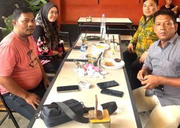 Ngopi Bahas Capaian Pansus PAD DPRD Labusel Soroti Kewajiban Pajak SPBU dan SPBE