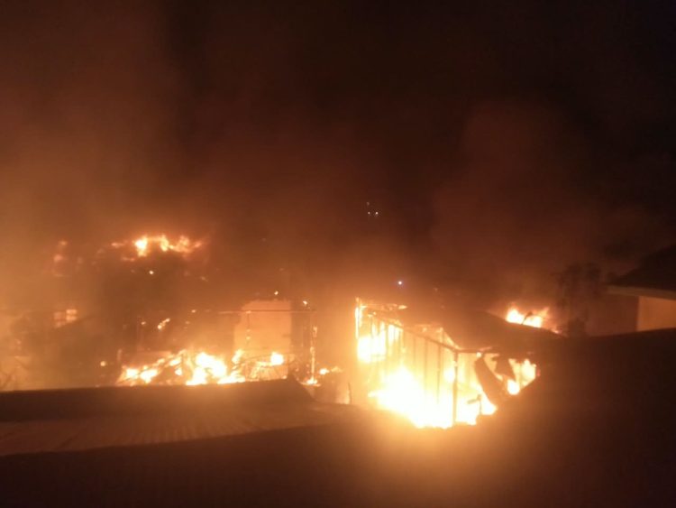 Kebakaran di Kelurahan Kantin 10 Rumah Hangus Satu Warga Tewas