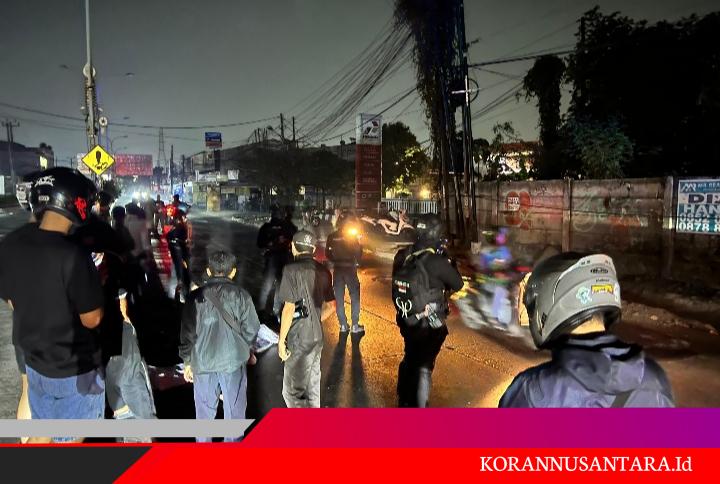 Brimob Polda Metro Jaya Sigap Bantu Penanganan Kecelakaan di Cikarang