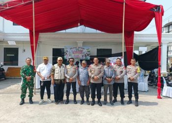 Brimob Polda Metro Jaya Pastikan Pilkades di Sejumlah TPS di Kabupaten Bekasi Kondusif