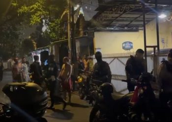 Brimob Metro Jaya Amankan 2 Pemuda dan Ketapel Saat Patroli di Jaktim