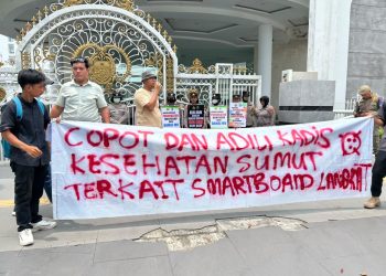 JMI Gelar Aksi di Kantor Gubernur Sumut, Desak Kadinkes Dinonaktifkan Terkait Kasus Smartboard Langkat