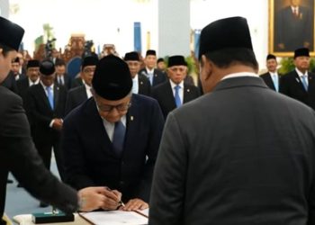 Pratikno hingga Rocky Gerung Masuk Wantimpres, Prabowo Lantik 26 Tokoh di Istana
