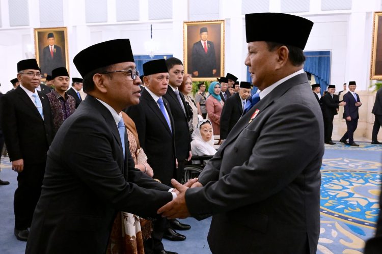 Panglima TNI Hadiri Pengangkatan 26 Anggota Wantimpres di Istana Negara