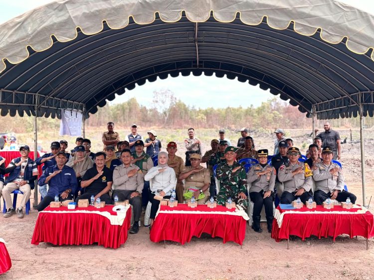 Dukung Lumbung Pangan Nasional Tim Ekspedisi Patriot IPB Perkuat Produksi Padi di Kawasan Transmigrasi Salor