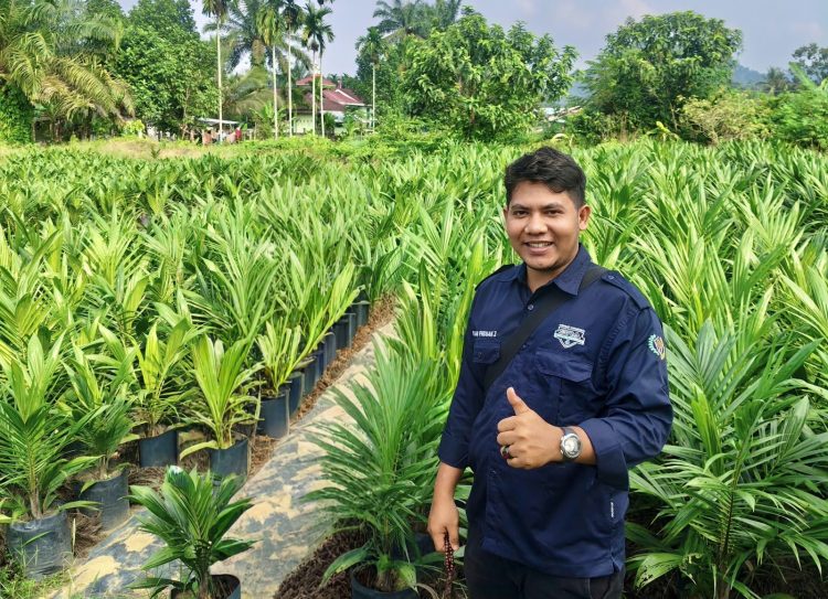 Ilham Priduan Zulfira Mengubah Ilmu dan Kepemimpinan Menjadi Solusi bagi Petani