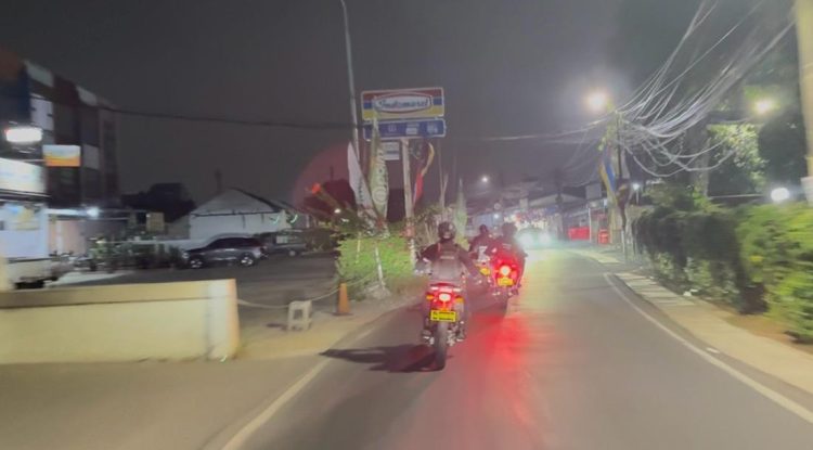 Brimob Metro Jaya Patroli Malam Cegah Tawuran dan Kejahatan Jalanan di Tangsel