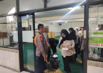 Brimob Polda Metro Jaya Gelar Doa Bersama dan Santunan Anak Yatim