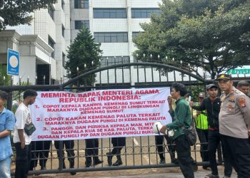 Aksi Jilid III GMPET-SU Desak Menteri Agama Copot Kakan Kemenag Paluta dan Kakanwil Sumut